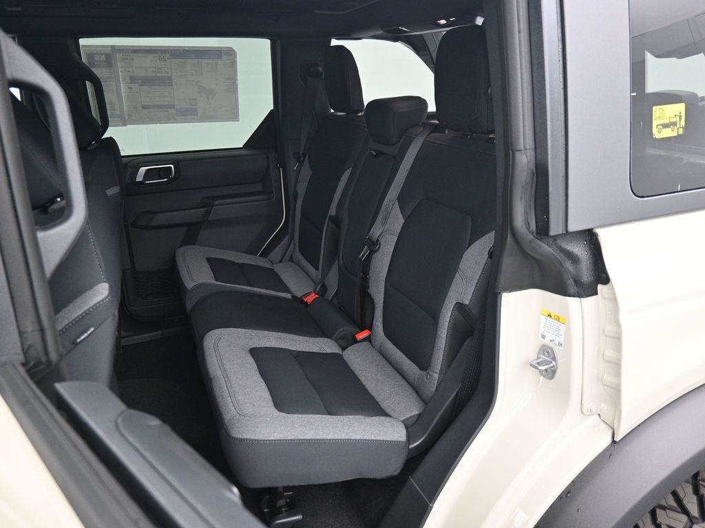 2025 Ford Bronco Big Bend photo 17
