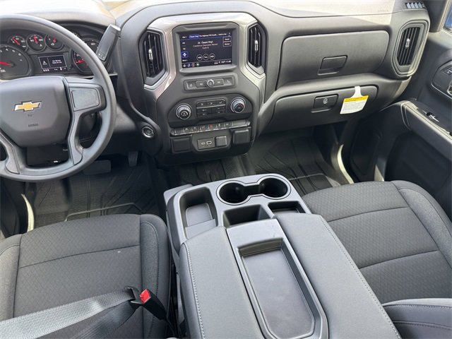 2025 Chevrolet Silverado 1500 Custom photo 16