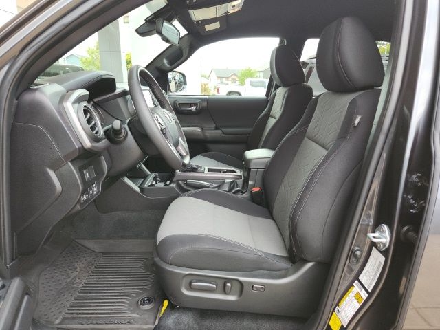2023 Toyota Tacoma TRD Sport photo 13