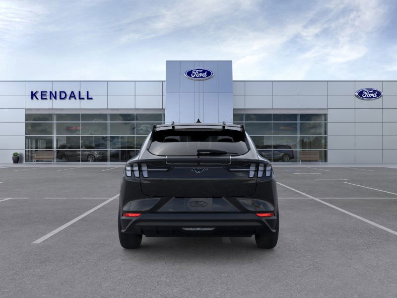 2025 Ford Mustang Mach-E GT photo 4