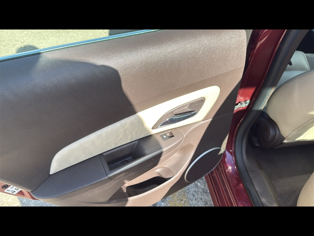 2016 Chevrolet Cruze LTZ photo 18