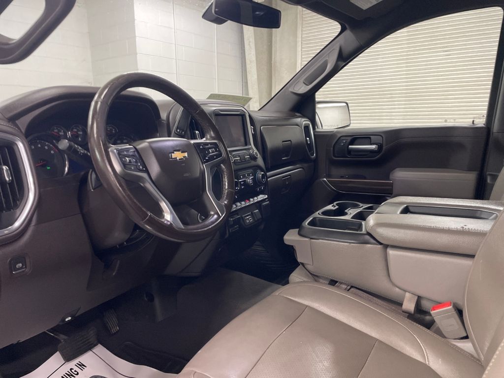 2021 Chevrolet Silverado 1500 LT photo 4