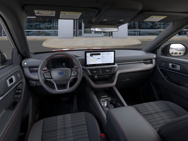 2025 Ford Explorer ST-Line photo 7