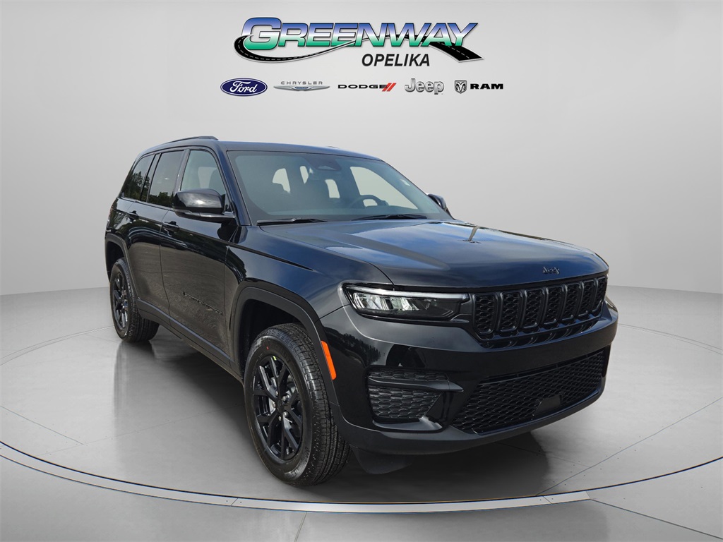 2025 Jeep Grand Cherokee Altitude's photo