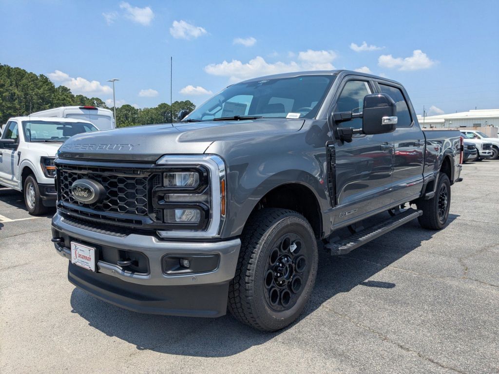 2025 Ford F-250 Lariat photo 8