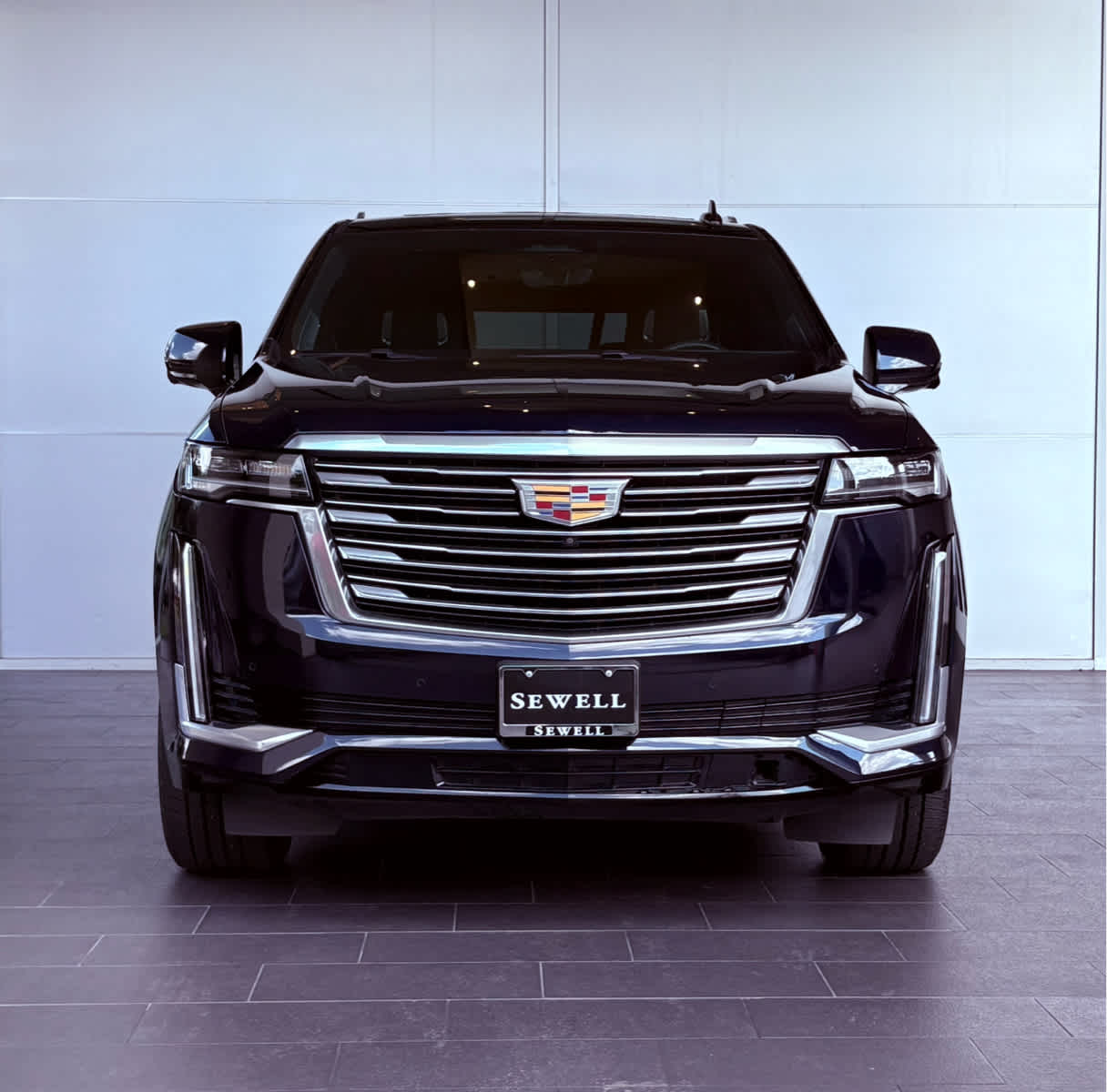 2022 Cadillac Escalade Premium Luxury Platinum photo 2