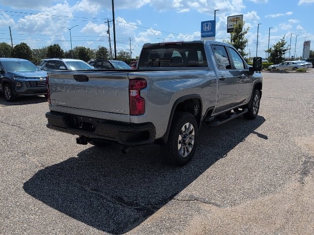2025 Chevrolet Silverado 2500HD Custom photo 17