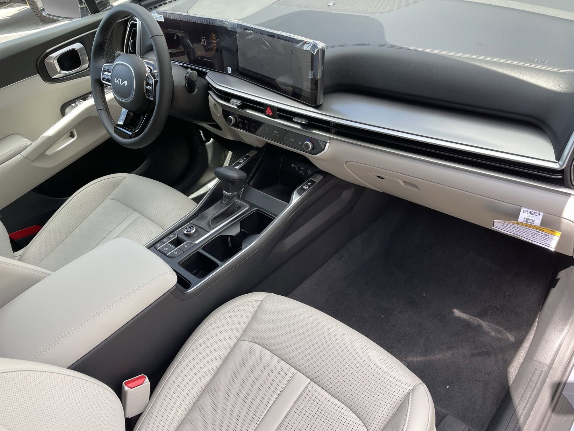 2025 Kia Sorento S photo 7