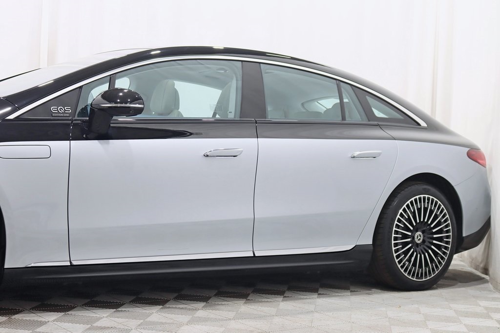 2022 Mercedes Benz EQS Sedan 580 4MATIC photo 3