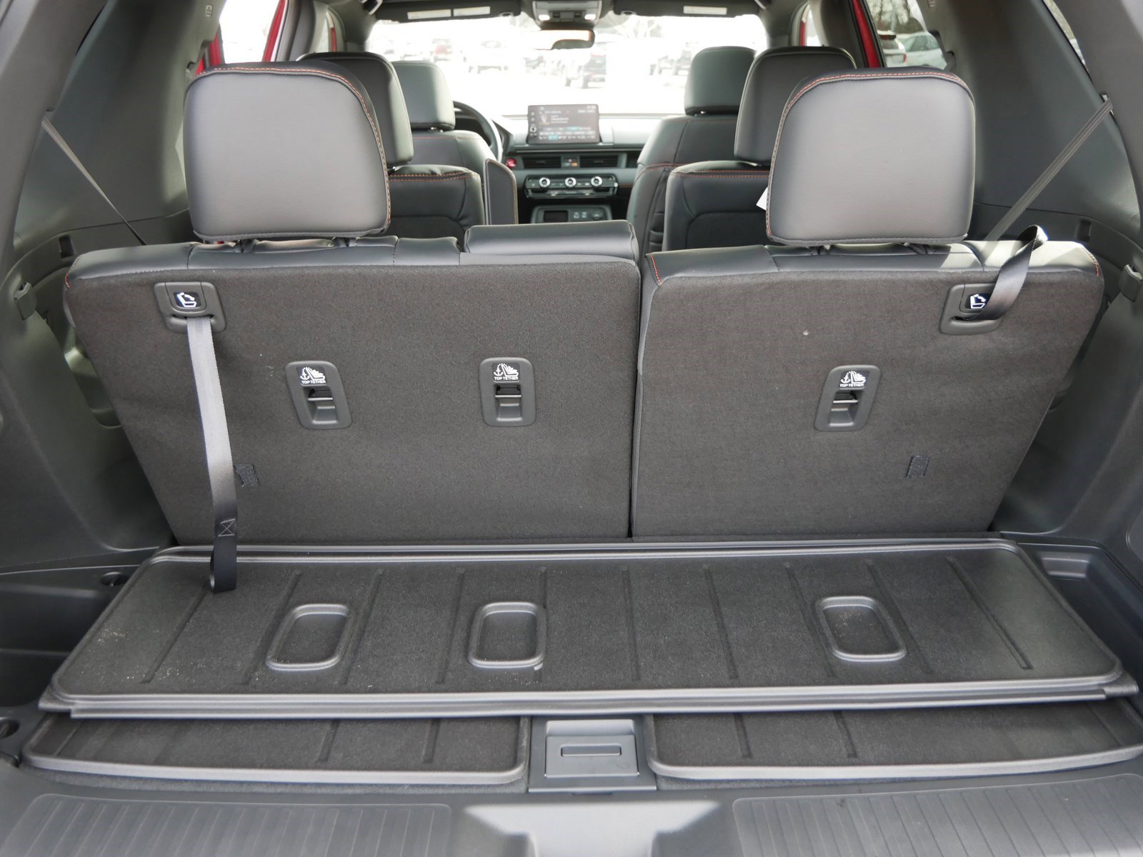 2025 Honda Pilot TrailSport photo 8