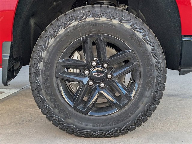 2025 Chevrolet Silverado 1500 Custom Trail Boss photo 6