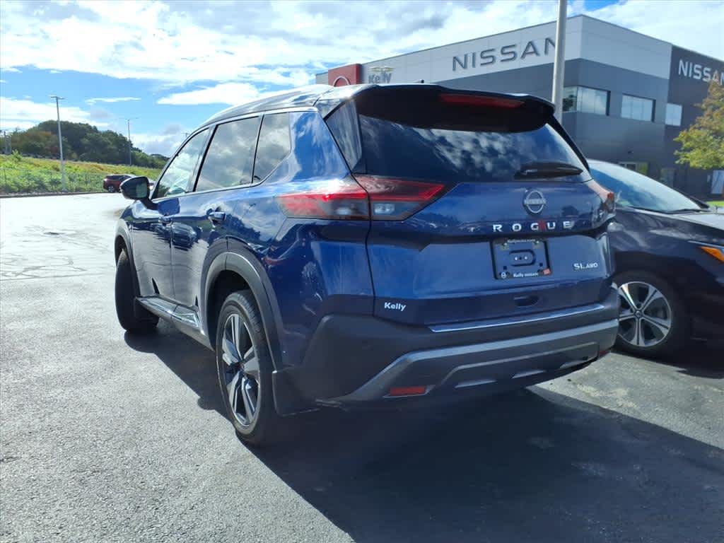 2023 Nissan Rogue SL photo 7