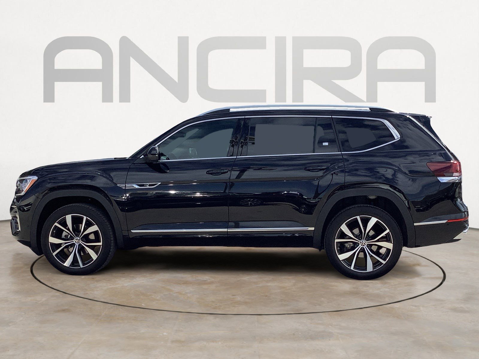 2025 Volkswagen Atlas SEL Premium R-Line photo 4
