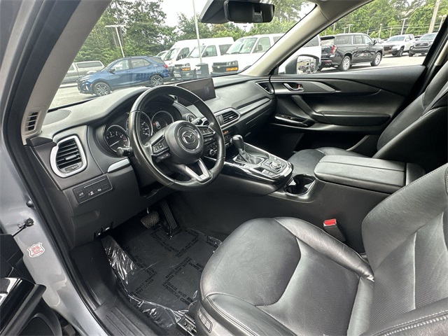 2023 Mazda CX-9 Touring photo 2
