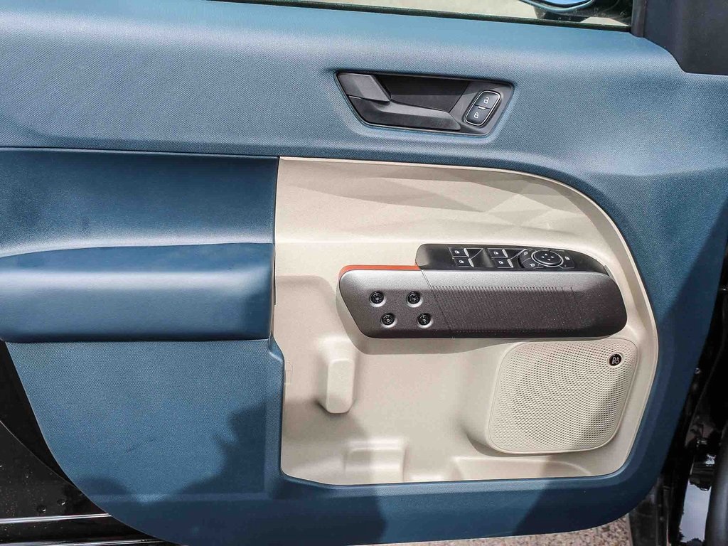 2025 Ford Maverick Lariat photo 18