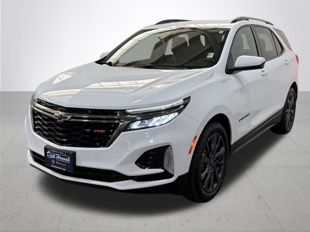 2022 Chevrolet Equinox RS photo 2
