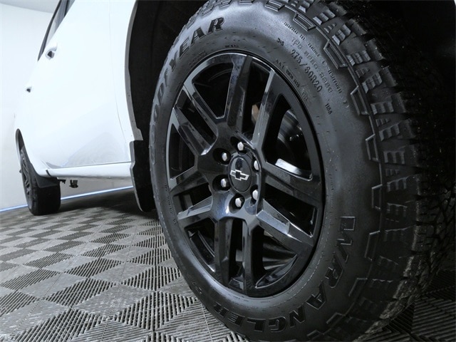 Used 2025 Chevrolet Silverado 1500 RST with VIN 2GCUKEED6S1155003 for sale in Shakopee, Minnesota