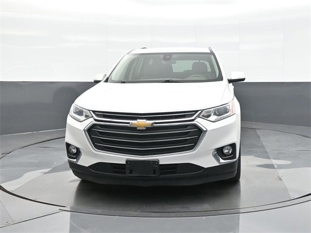 Used 2021 Chevrolet Traverse 1LT with VIN 1GNERGKWXMJ106873 for sale in Kansas City