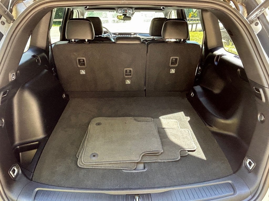 2022 Jeep Grand Cherokee Altitude photo 18