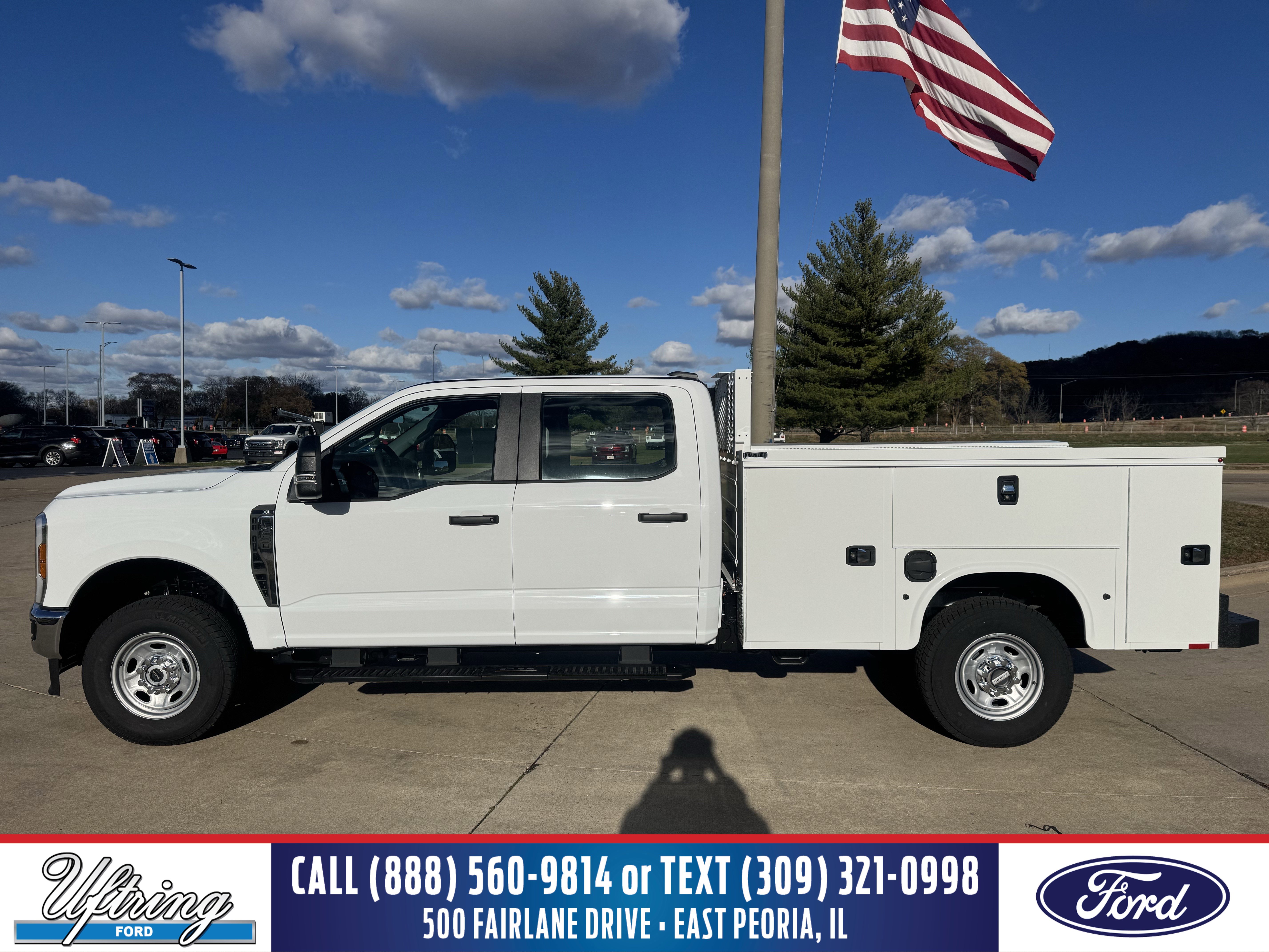 2026 Ford F-350 Super Duty XL's photo