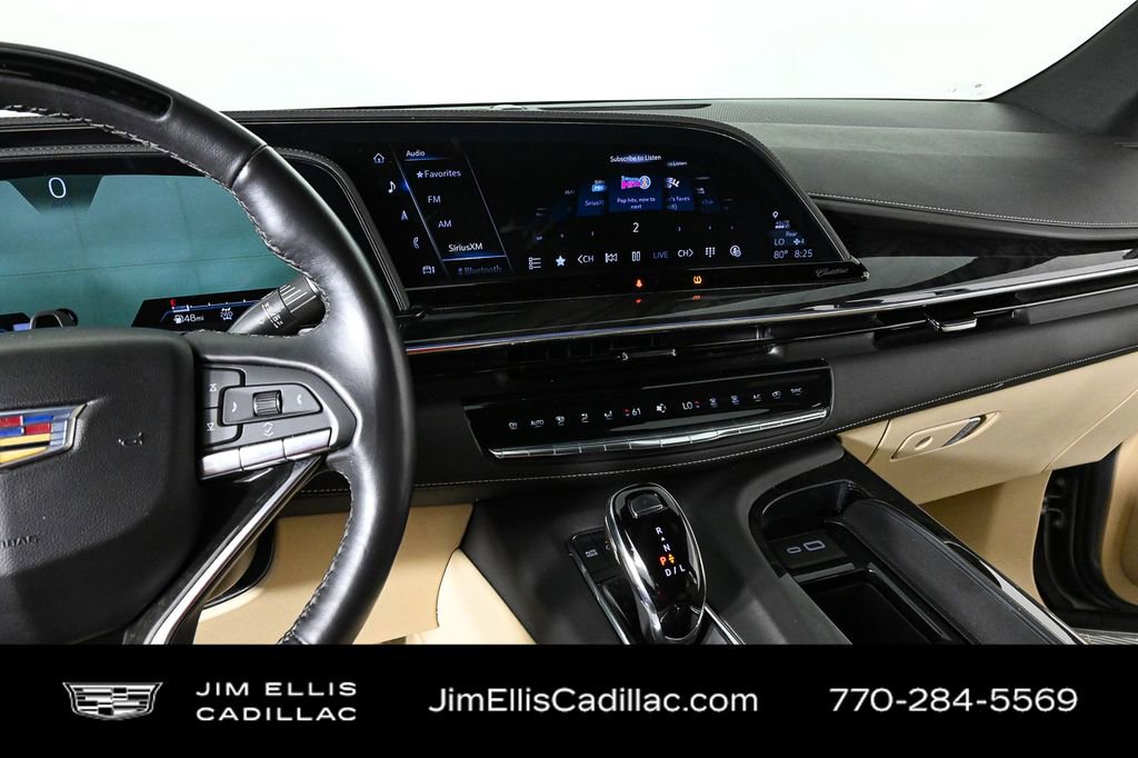 2024 Cadillac Escalade Premium Luxury photo 12
