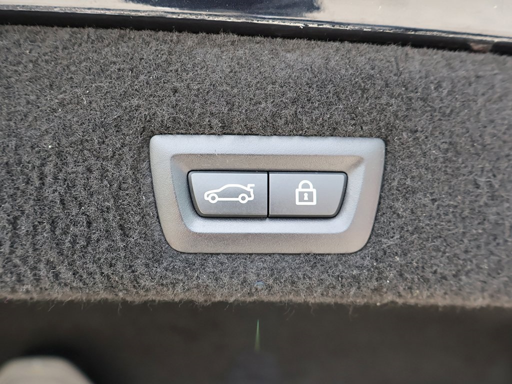 2020 Bmw 740i xDrive Sedan photo 17