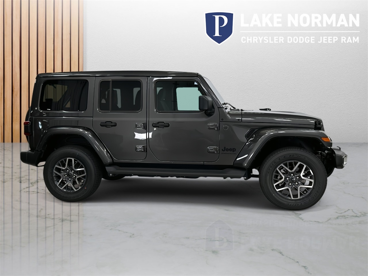 2025 Jeep Wrangler Sahara photo 3
