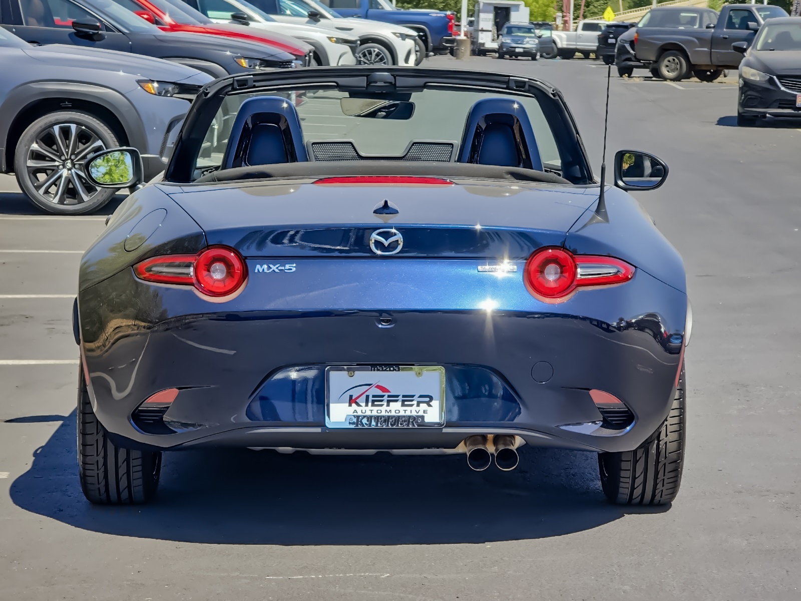 2025 Mazda MX-5 Miata Miata Grand Touring photo 5