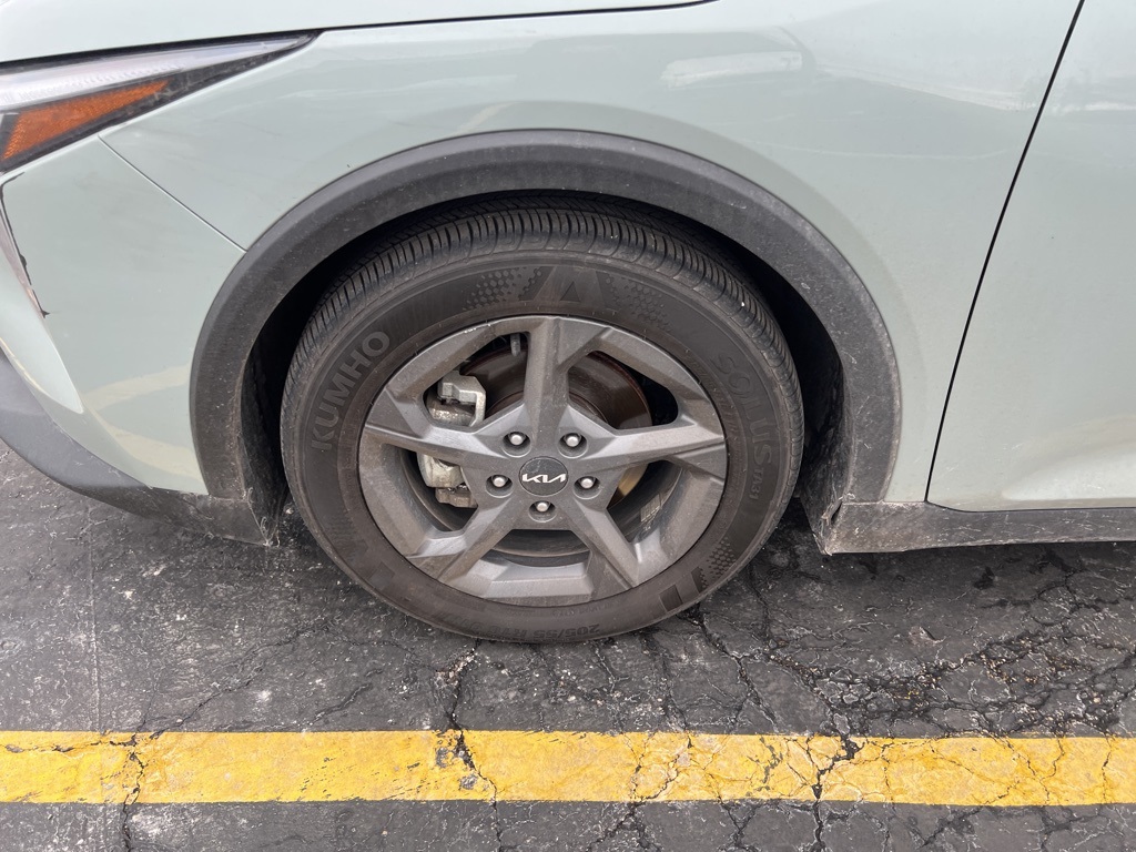 2025 KIA K4 - Image 2