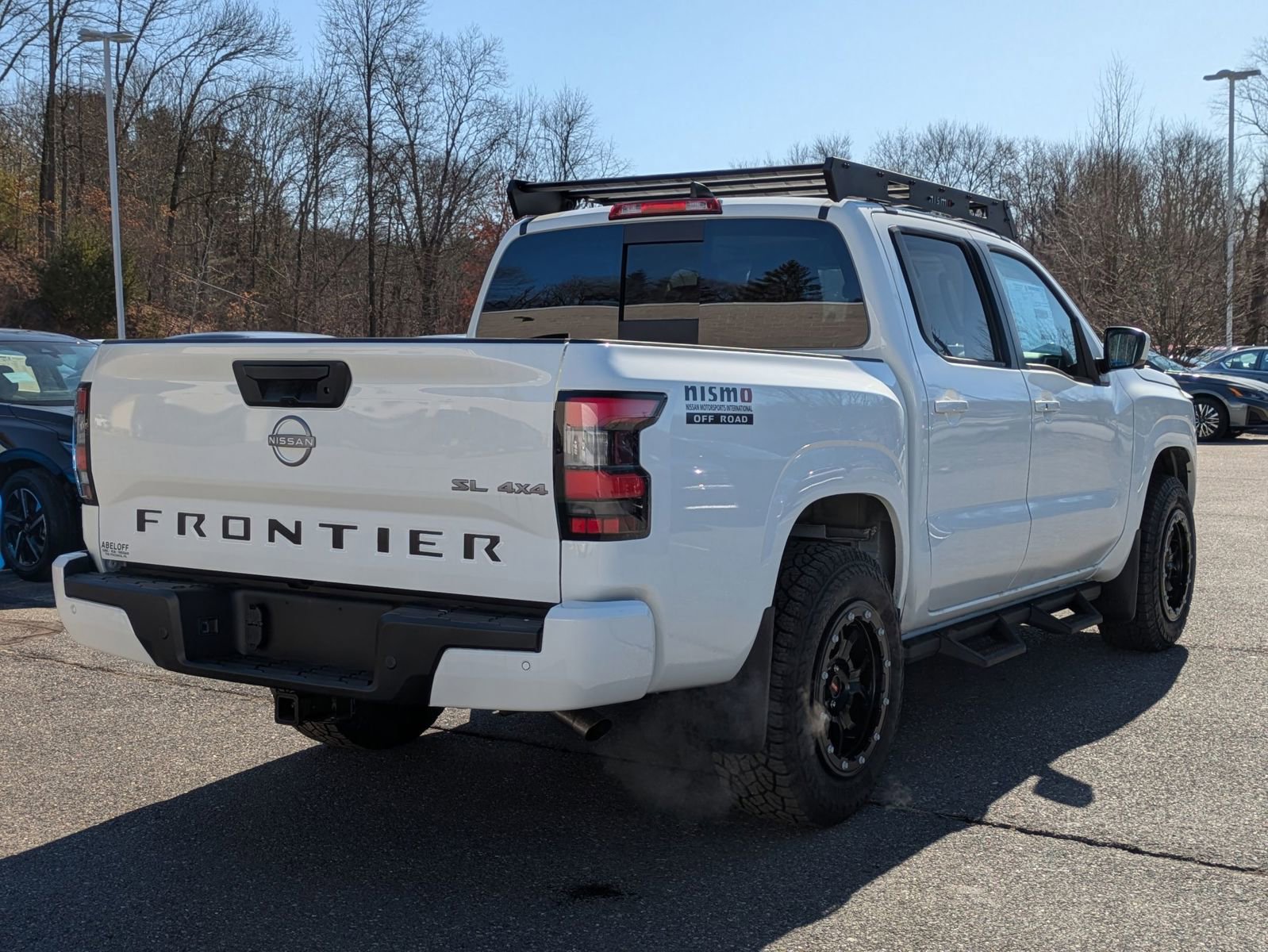 2025 Nissan Frontier SL photo 6