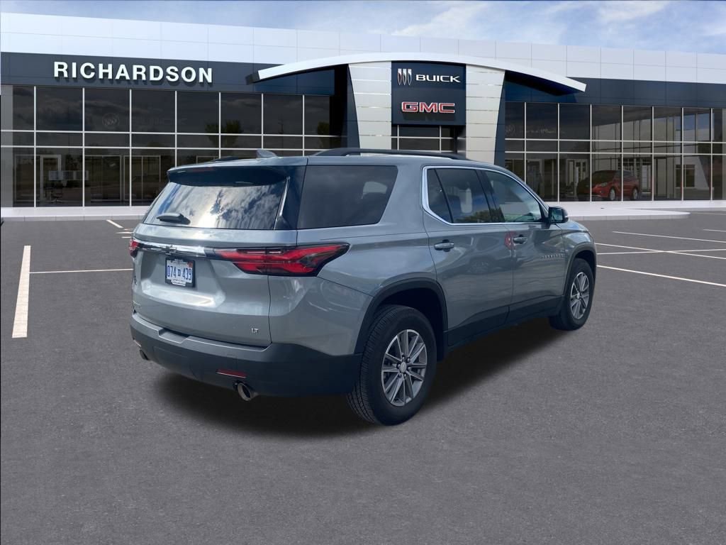 2023 Chevrolet Traverse Cloth photo 3