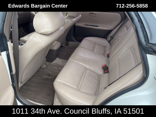 1996 Lexus ES 300 photo 12