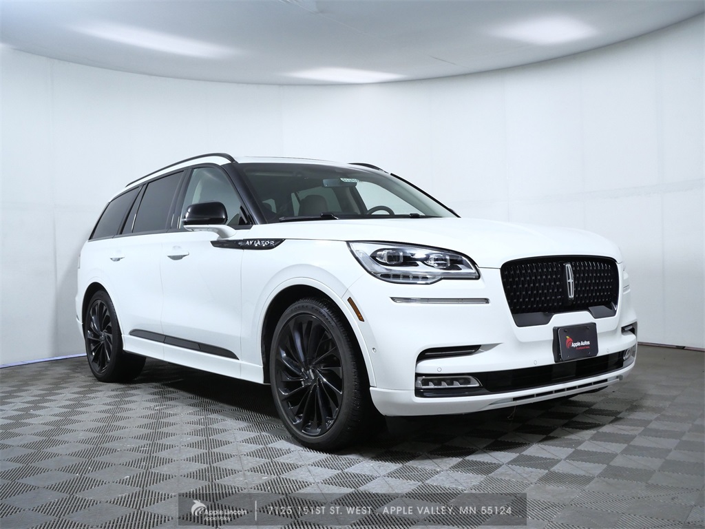 2023 Lincoln Aviator Reserve's photo