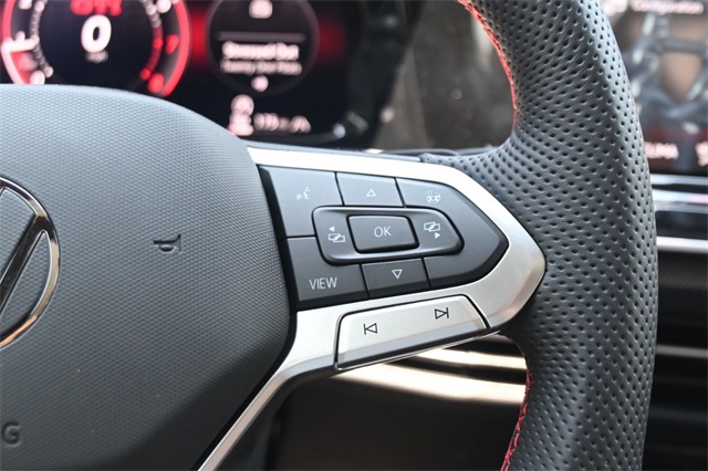 2025 Volkswagen Golf GTI Autobahn photo 10