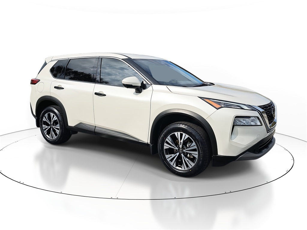 2021 Nissan Rogue SV photo 2