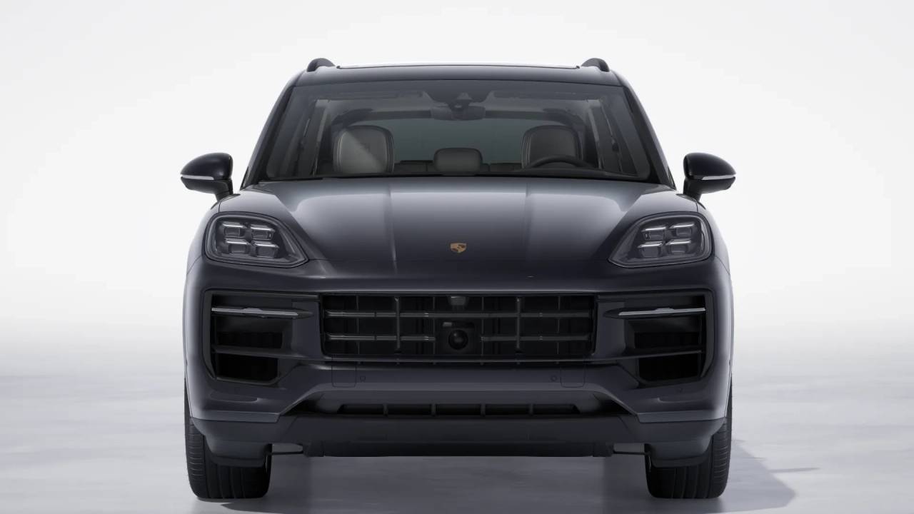 2026 Porsche Cayenne photo 8