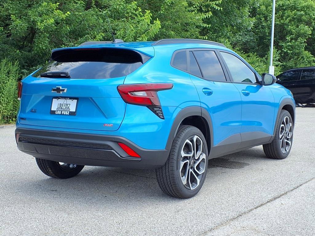 2025 Chevrolet Trax photo 17