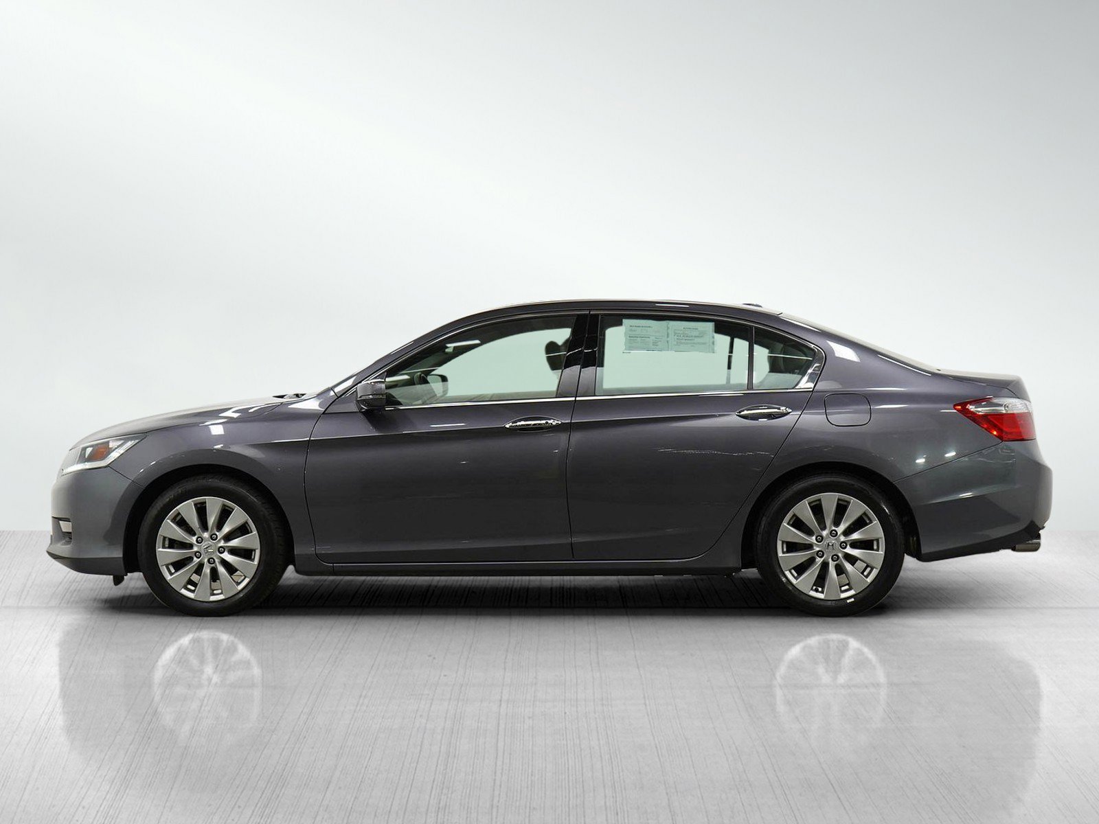 Used 2014 Honda Accord EX-L V-6 with VIN 1HGCR3F85EA021687 for sale in South Saint Paul, Minnesota