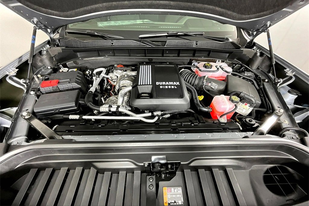 2026 Gmc Sierra 1500 SLT photo 2