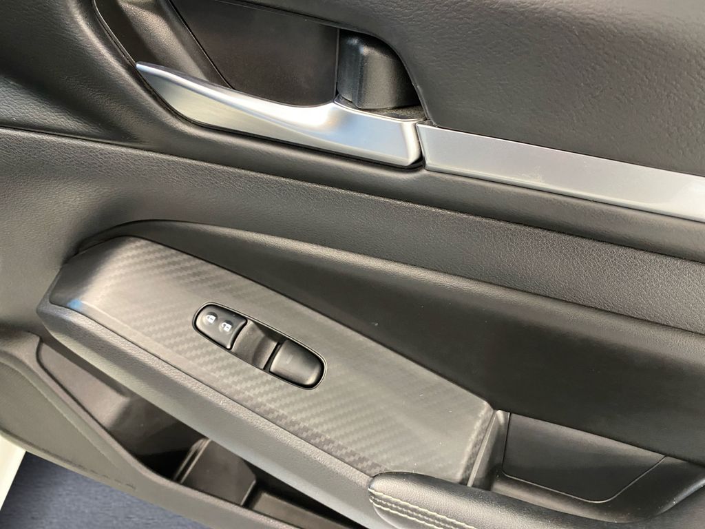 2022 Nissan Altima 2.5 SV photo 9