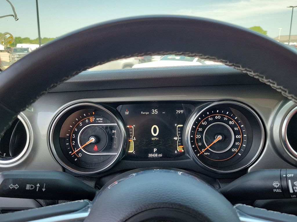 2023 Jeep Gladiator Overland photo 18