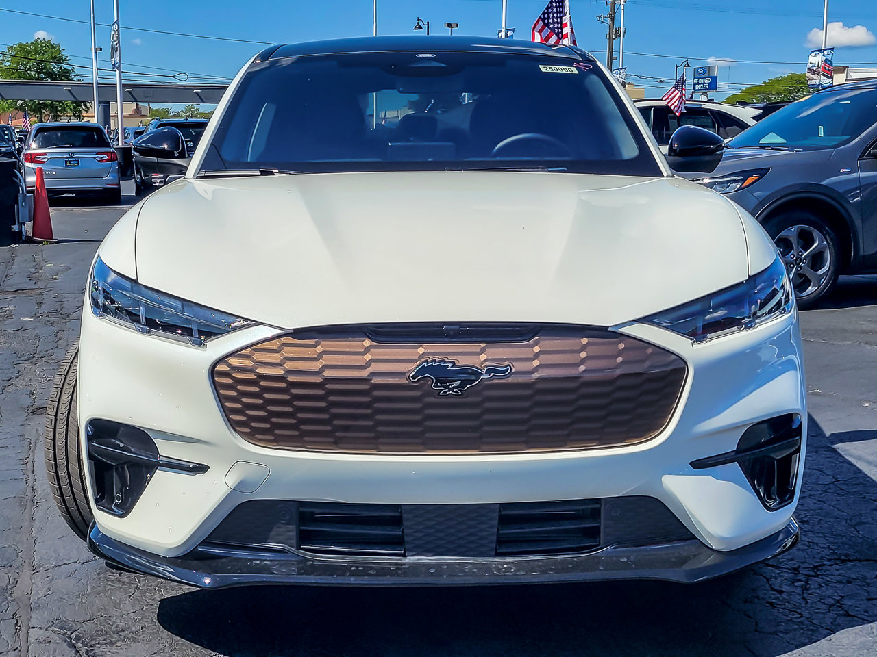 2025 FORD MUSTANG MACH-E - Image 3