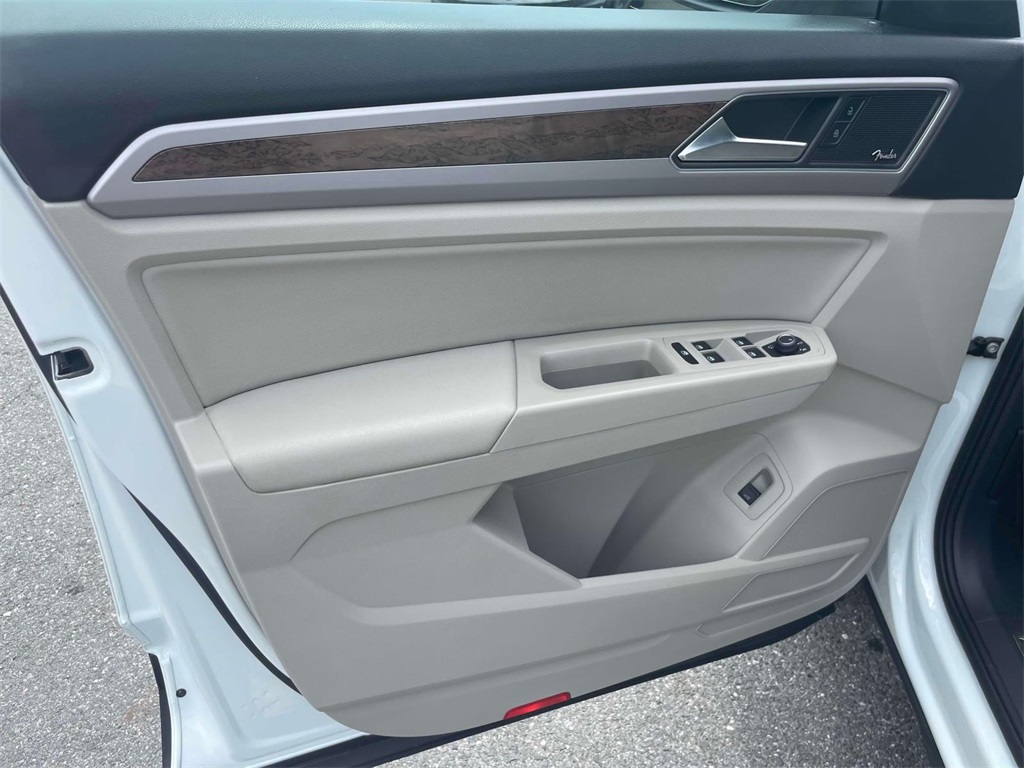 2019 Volkswagen Atlas V6 SEL Premium photo 15