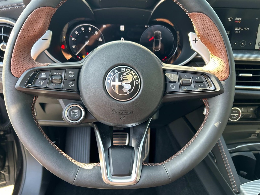 2025 Alfa Romeo Stelvio Sprint Base photo 20