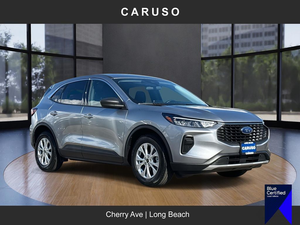 2024 Ford Escape Active's photo