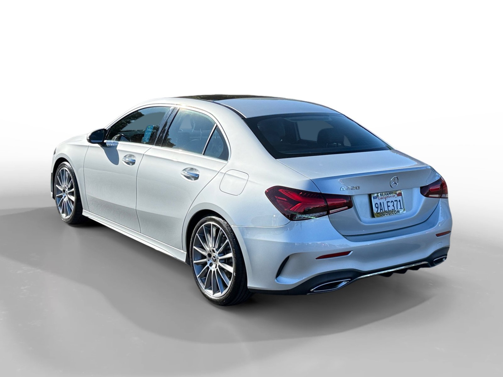 2022 Mercedes Benz A 220 photo 3