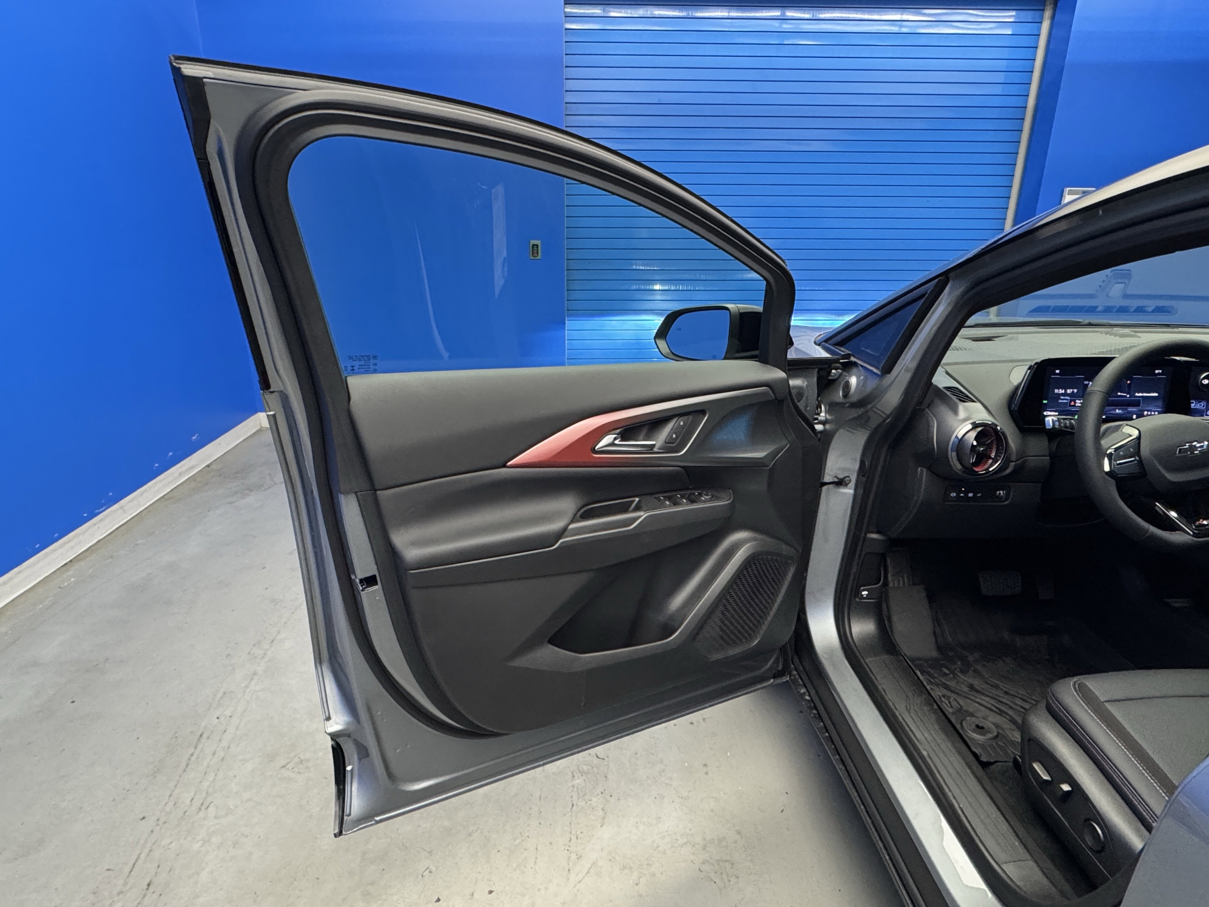 2026 Chevrolet Equinox EV 3RS photo 3