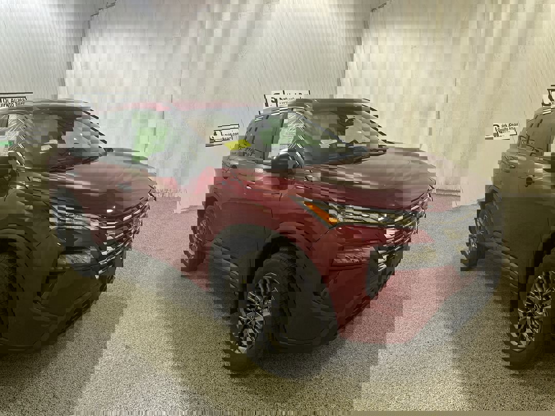 2026 Nissan Rogue S's photo