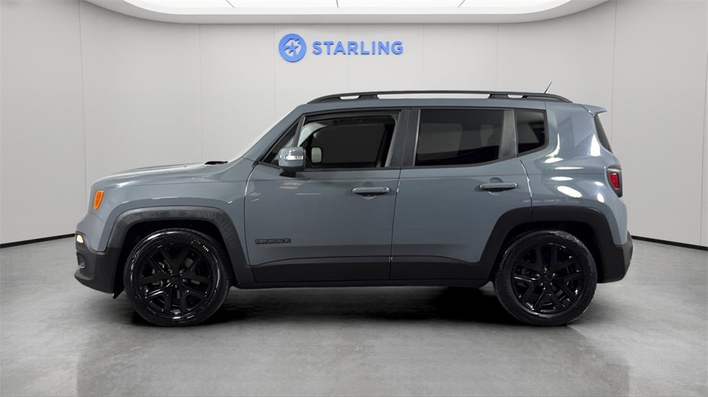 2017 Jeep Renegade Latitude North Edition photo 2