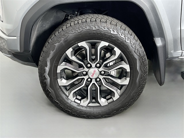2024 Gmc Canyon Denali photo 24